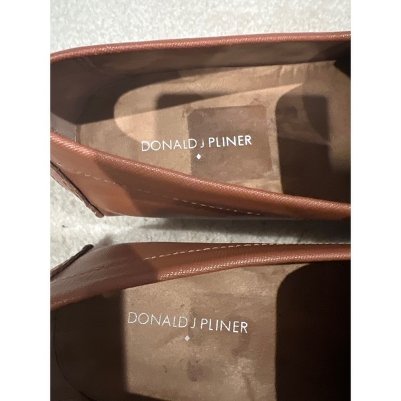 Donald J. PLINER ON DRIVE LOAFERS - SIZE 8 - Picture 4 of 5